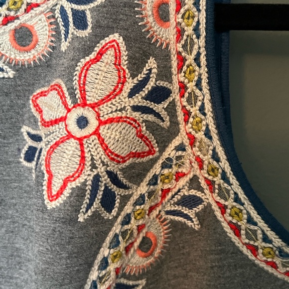 Maeve Anthropologie Gray Embroidered Shift Dress Size 2 - Picture 3 of 8